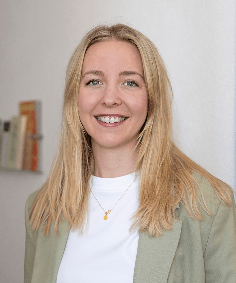 Naëmi Rickenmann – Kommunikation, Web und Projektmanagement
